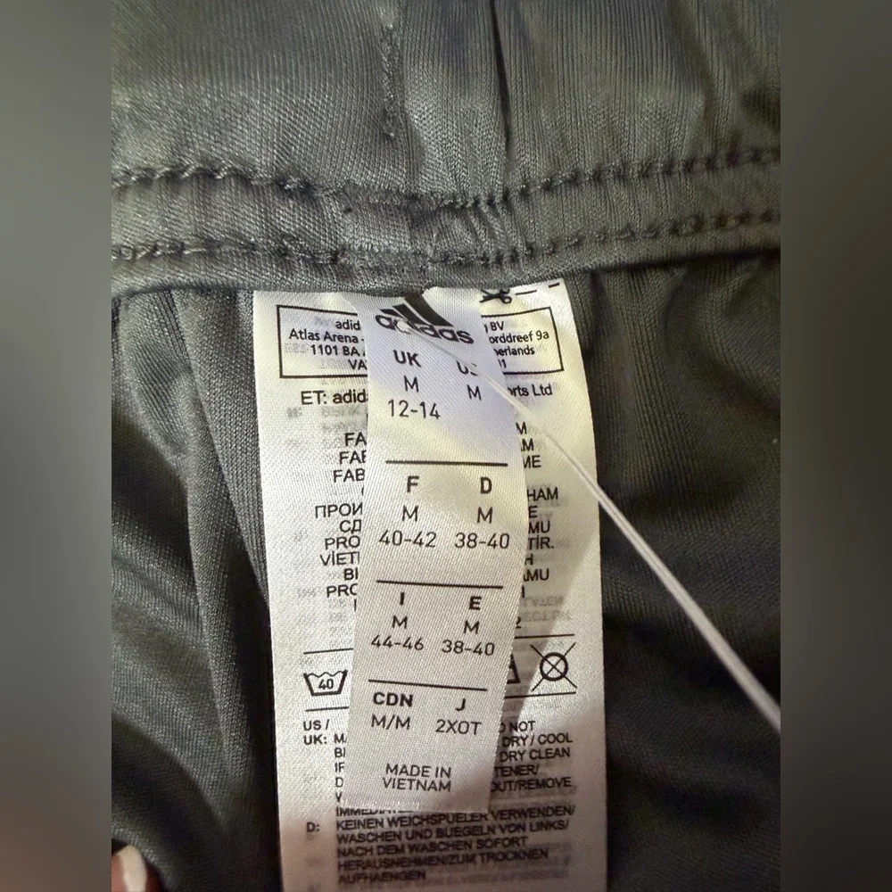 NWT Adidas Women’s Climalite Soccer Shorts, Grayw/white stripes MED Tastigo 19 - Picture 10 of 12